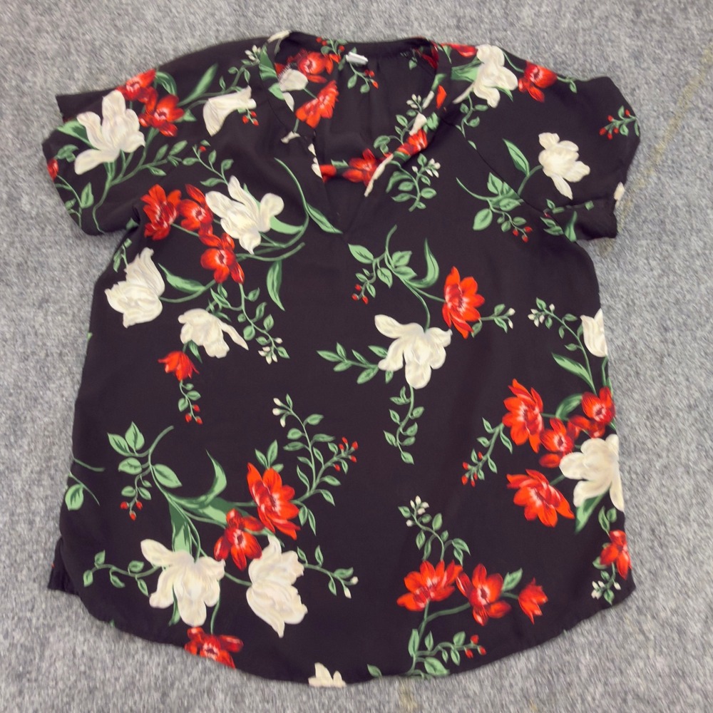 Old Navy Floral V-Neck Short Sleeve Blouse Black Red White Size M